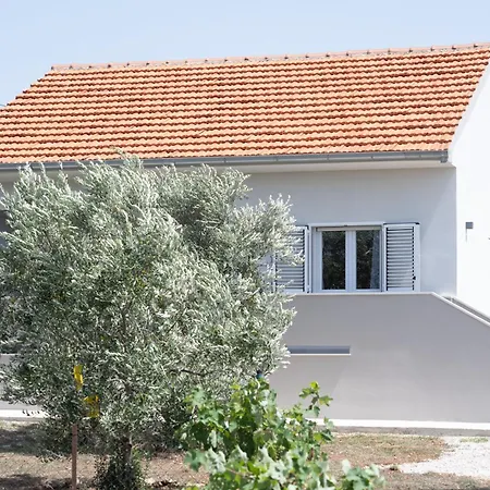 Summer Family Near Zadar Ferienhaus *