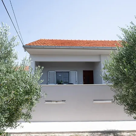 Ferienhaus Summer Family Near Zadar