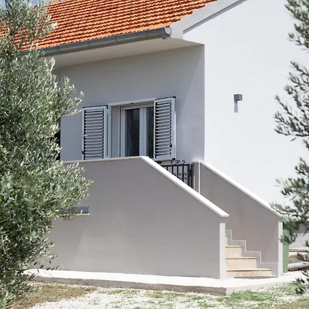 Summer Family Near Zadar Debeljak